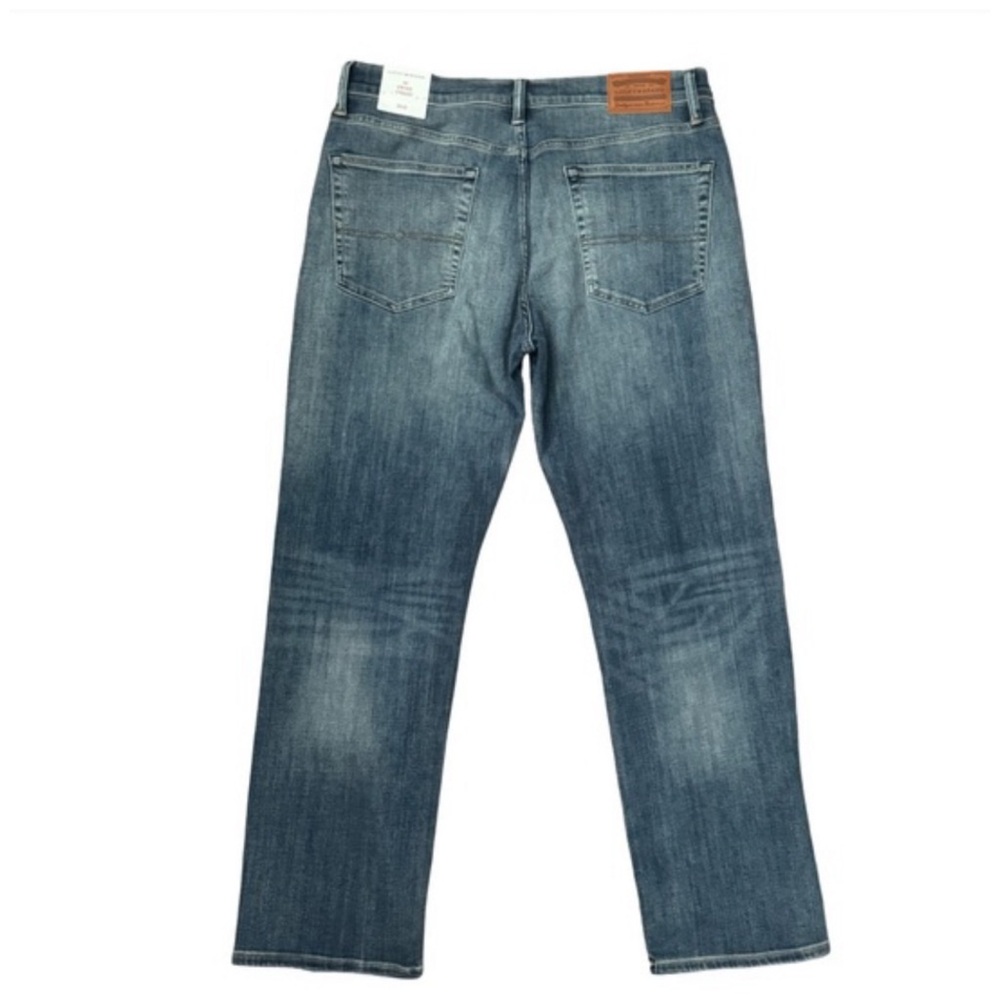 LUCKY BRAND • 363 Vintage Harrison Straight Coolmax Stretch Jeans - Picture 3 of 9